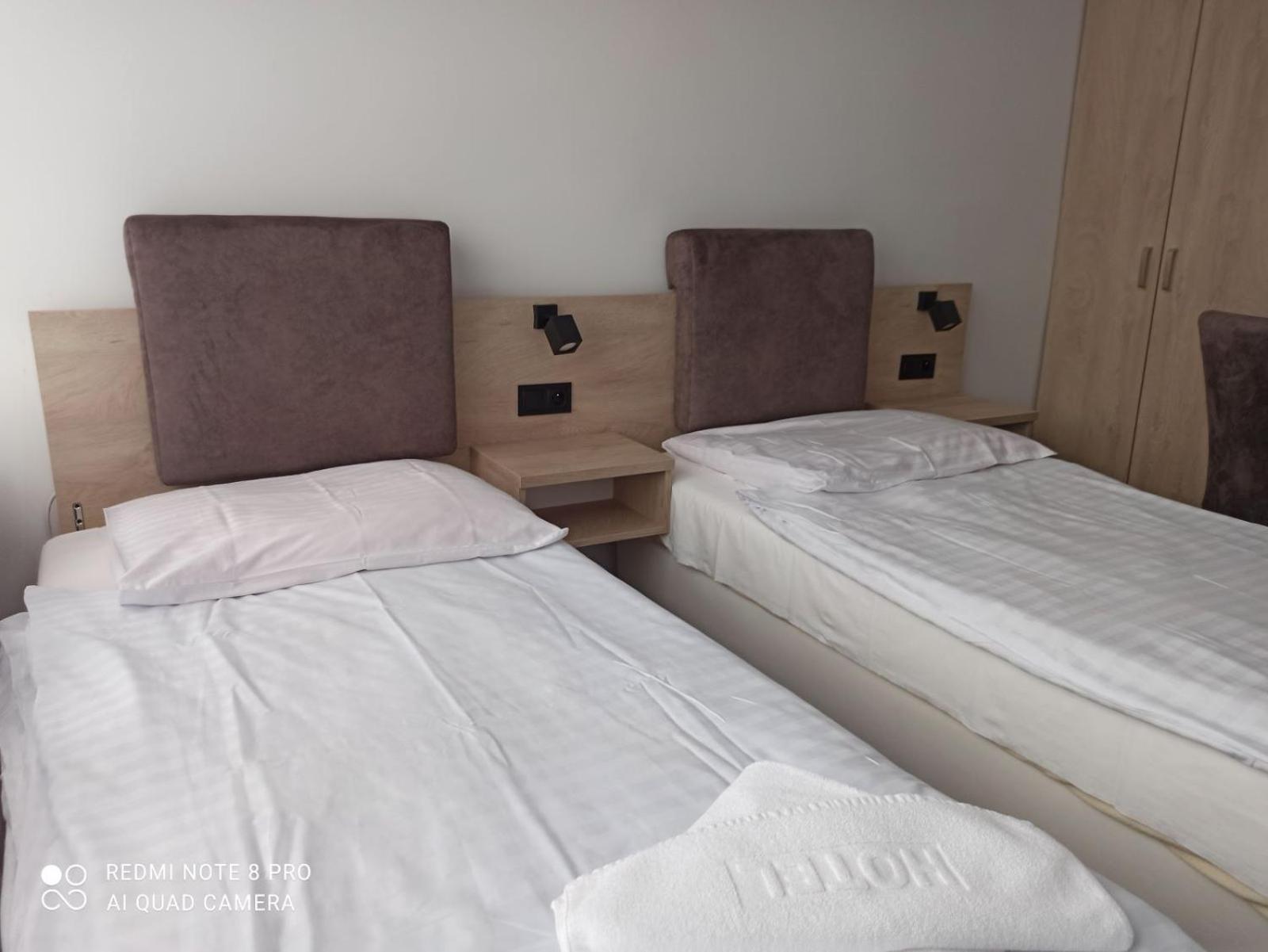 Hotel Odr Sulechow Bagian luar foto