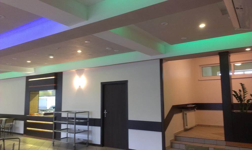 Hotel Odr Sulechow Bagian luar foto