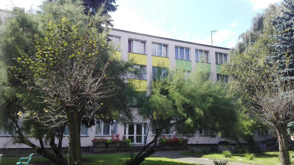 Hotel Odr Sulechow Bagian luar foto