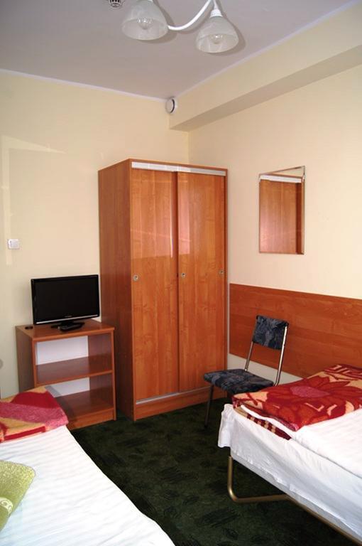 Hotel Odr Sulechow Bagian luar foto
